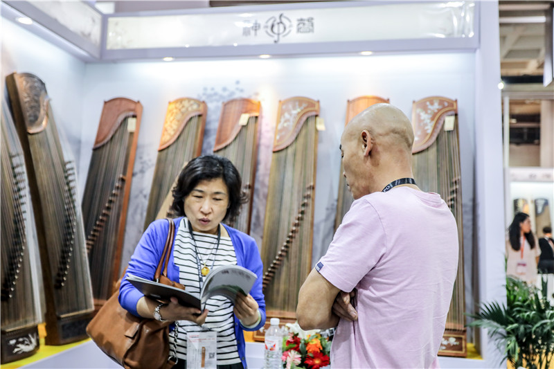 神声古筝亮相北京生活乐器展